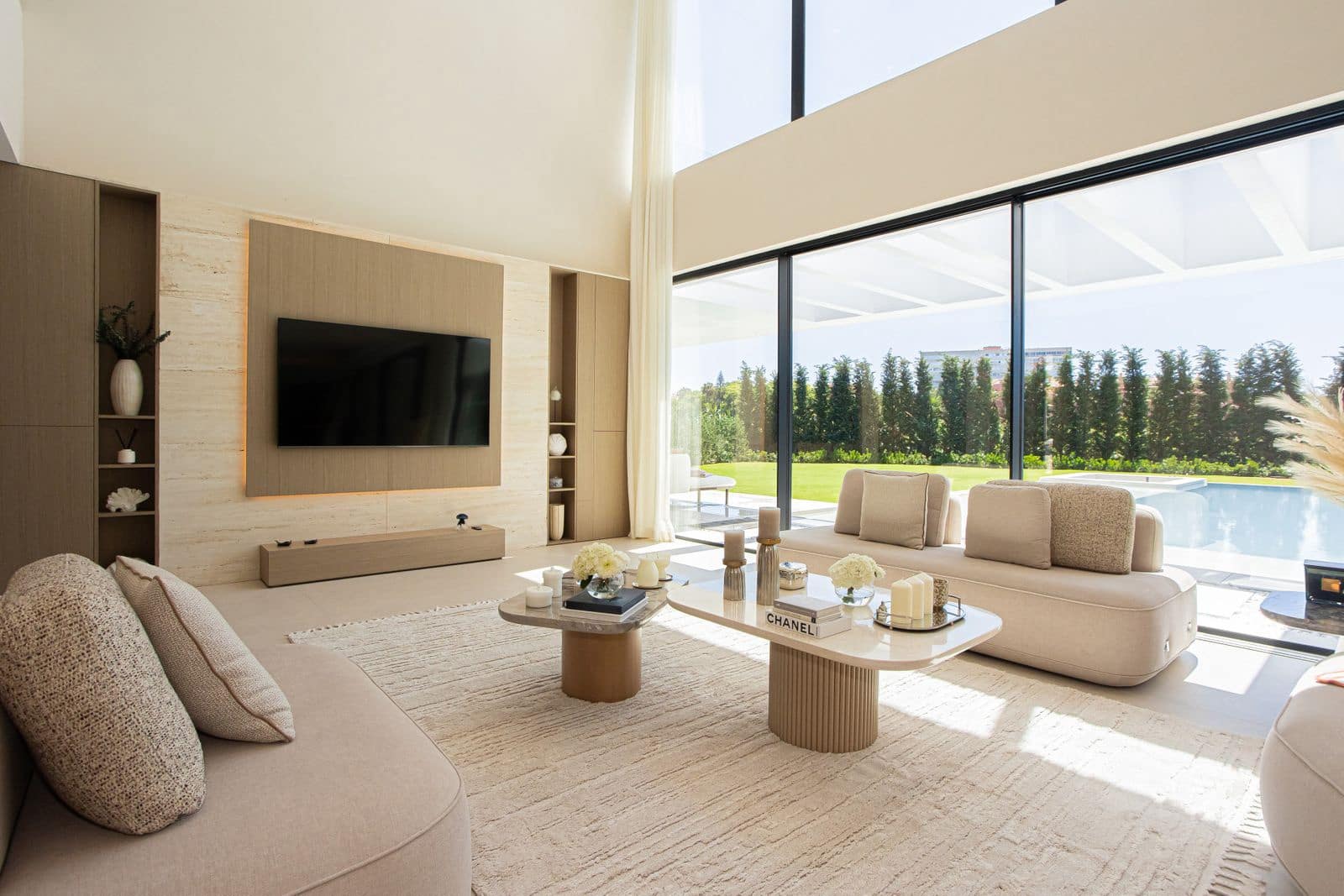 6 Zimmer Villa zu verkaufen in Los Monteros - 8.750.000 € (Ref: 9472847)