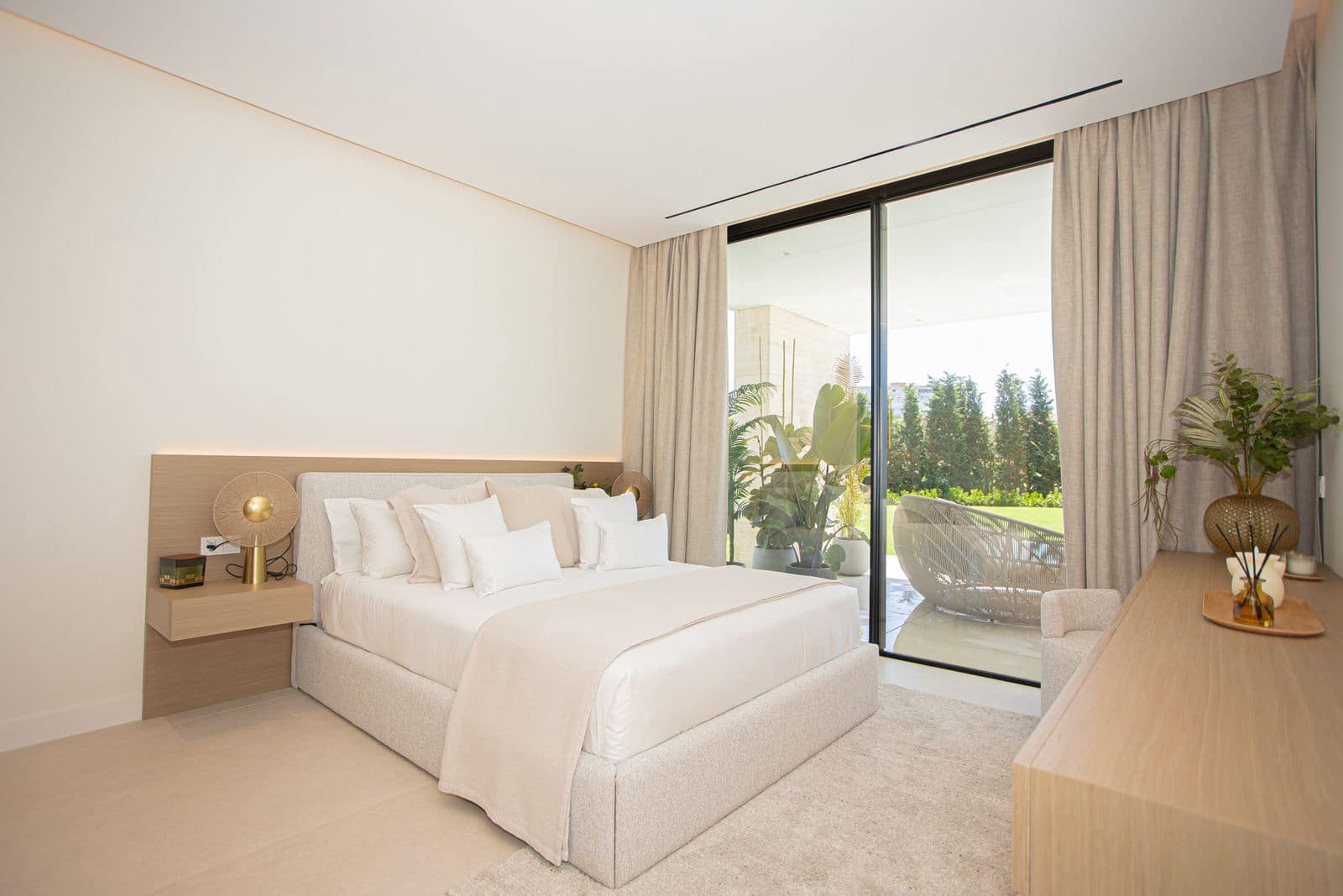 6 Zimmer Villa zu verkaufen in Los Monteros - 8.750.000 € (Ref: 9472847)