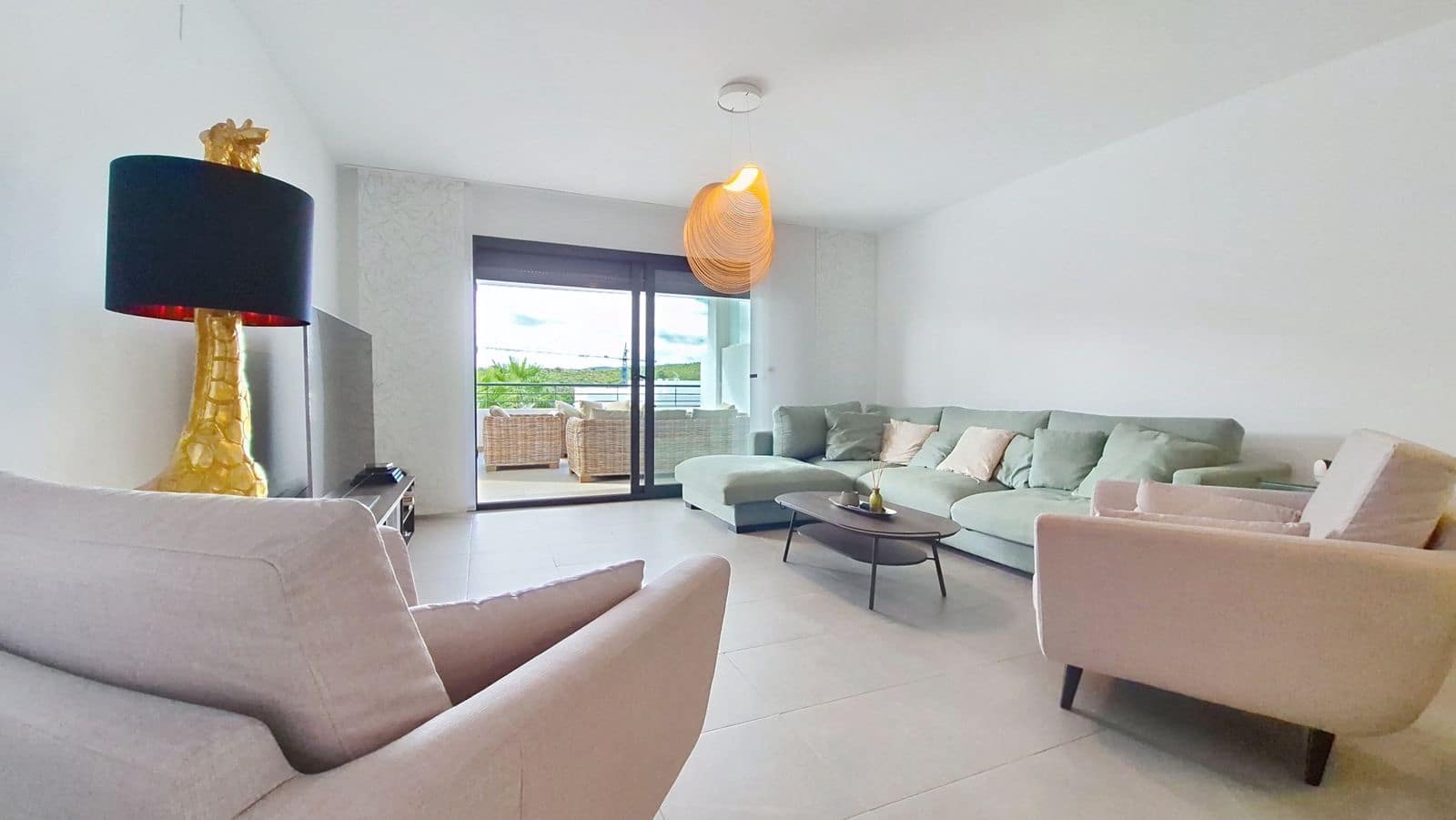 Apartamento de 3 habitaciones en Casares en venta - 549.000 € (Ref: 9472848)