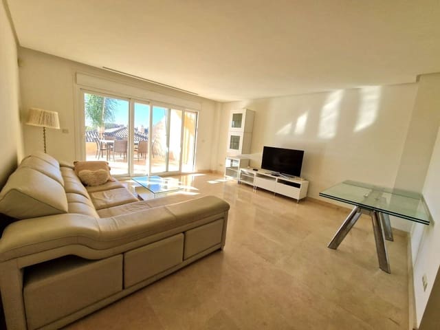 2 bedroom Apartment for sale in Marbella - € 585,000 (Ref: 9472850)