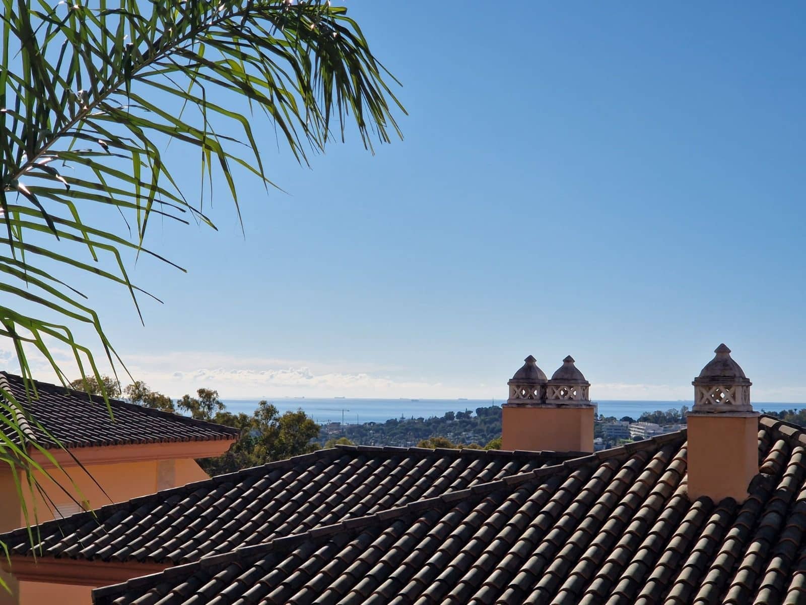 2 bedroom Apartment for sale in Marbella - € 585,000 (Ref: 9472850)