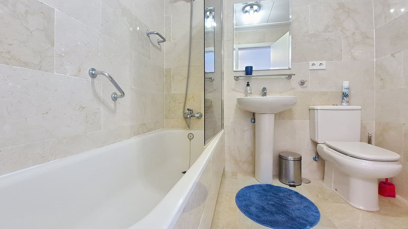 2 quarto Penthouse para venda em Manilva - 299 000 € (Ref: 9472851)