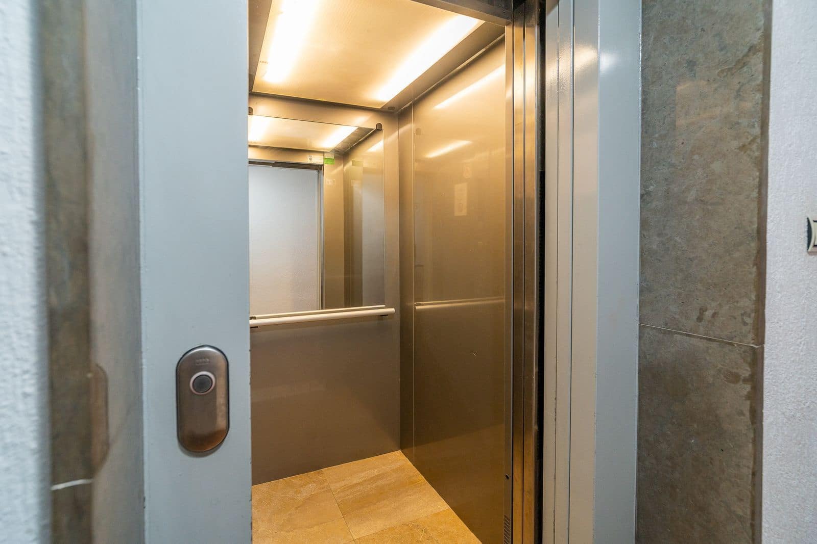 Apartamento de 3 habitaciones en La Cala de Mijas en venta - 389.000 € (Ref: 9472854)