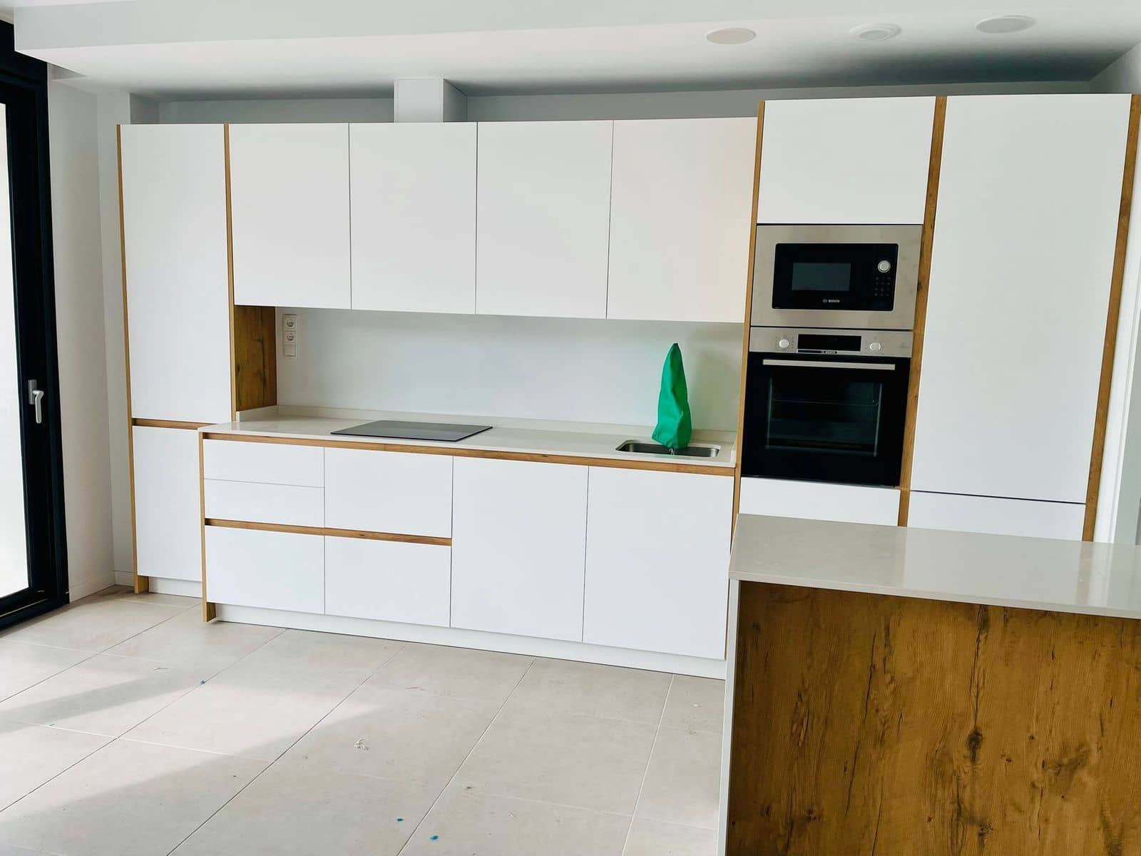 Apartamento de 3 habitaciones en Estepona en venta - 480.000 € (Ref: 9472855)