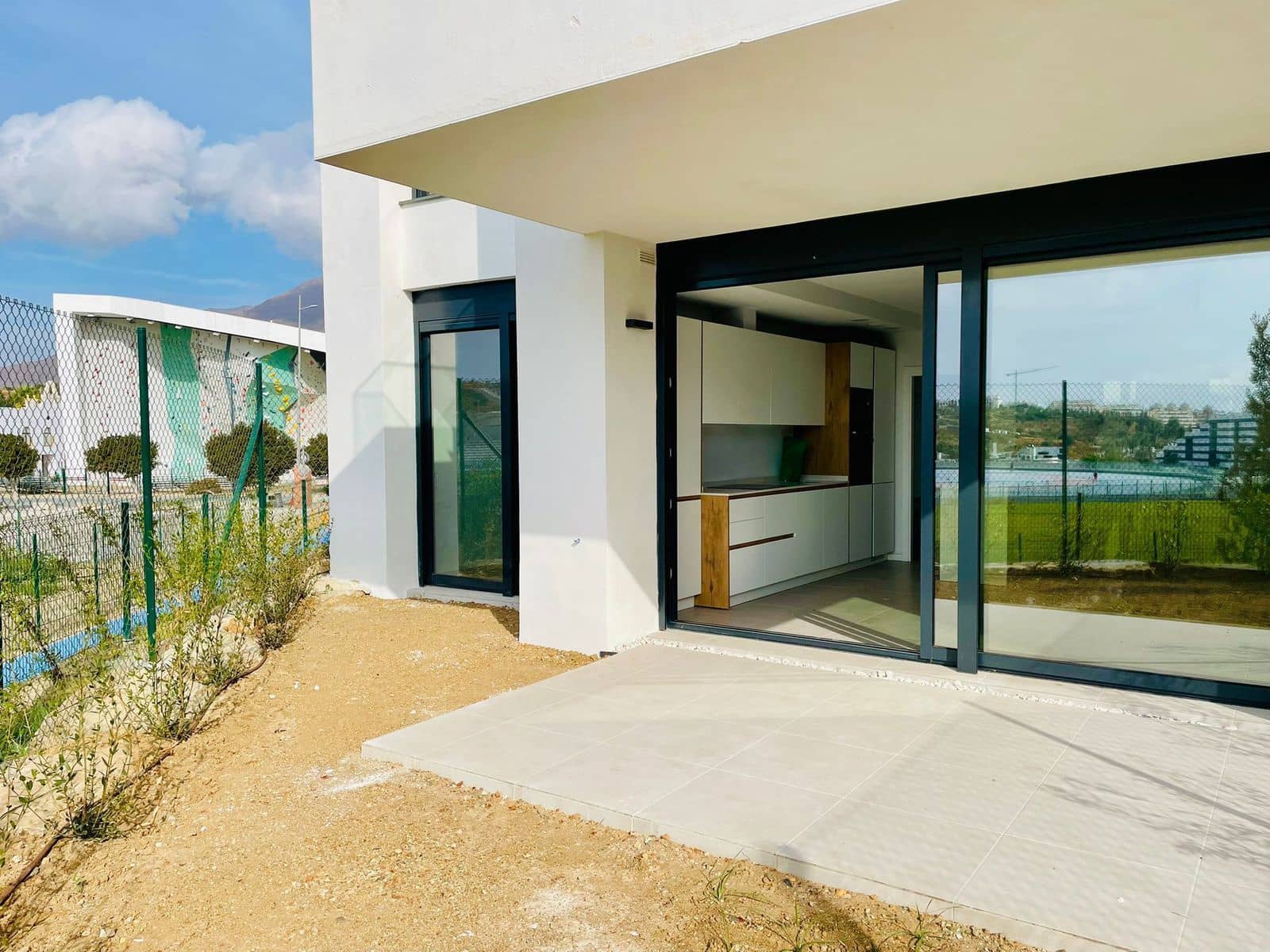 Apartamento de 3 habitaciones en Estepona en venta - 480.000 € (Ref: 9472855)