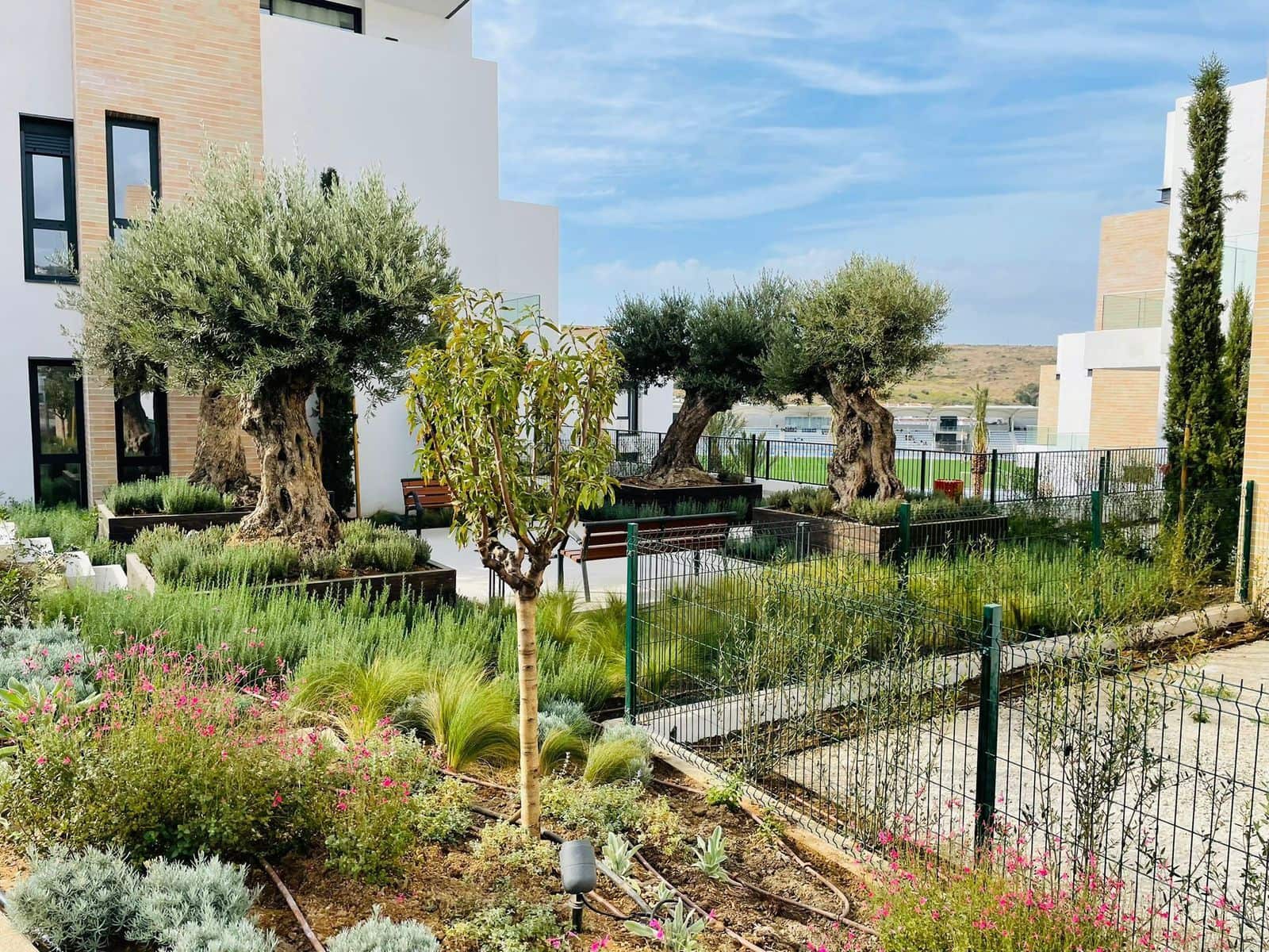 Apartamento de 3 habitaciones en Estepona en venta - 480.000 € (Ref: 9472855)