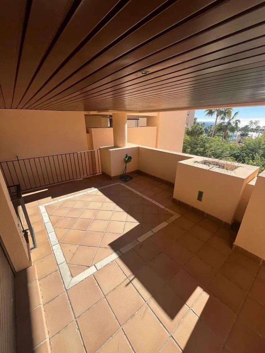 2 soverom Leilighet til salgs i Estepona - € 570 000 (Ref: 9472859)