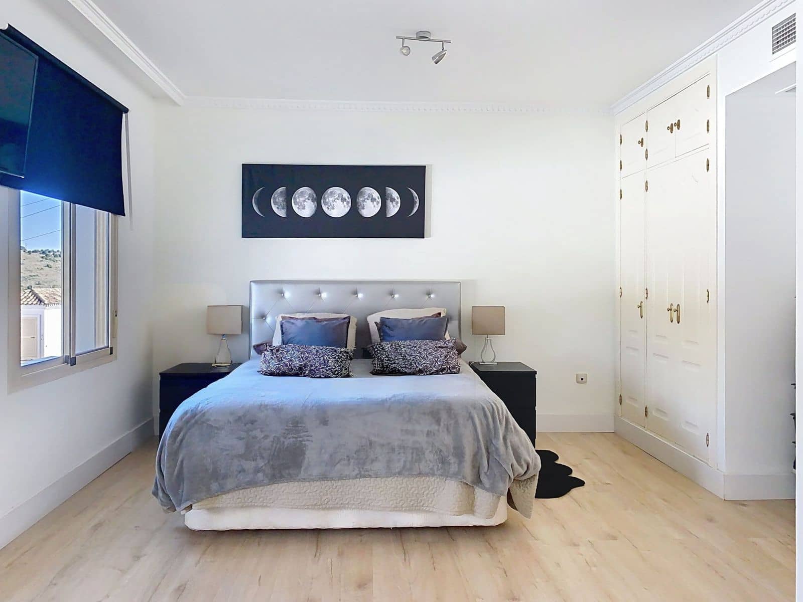 2 slaapkamer Halfvrijstaande villa te koop in Estepona - € 777.000 (Ref: 9472860)