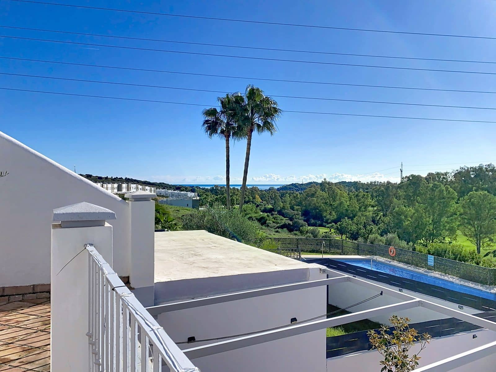 2 slaapkamer Halfvrijstaande villa te koop in Estepona - € 777.000 (Ref: 9472860)