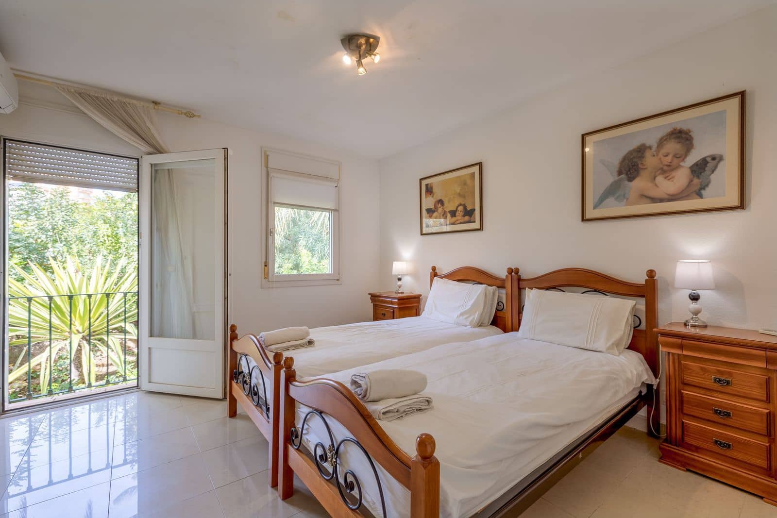 4 makuuhuone Omakotitalo myytävänä paikassa Estepona - 795 000 € (Ref: 9472865)