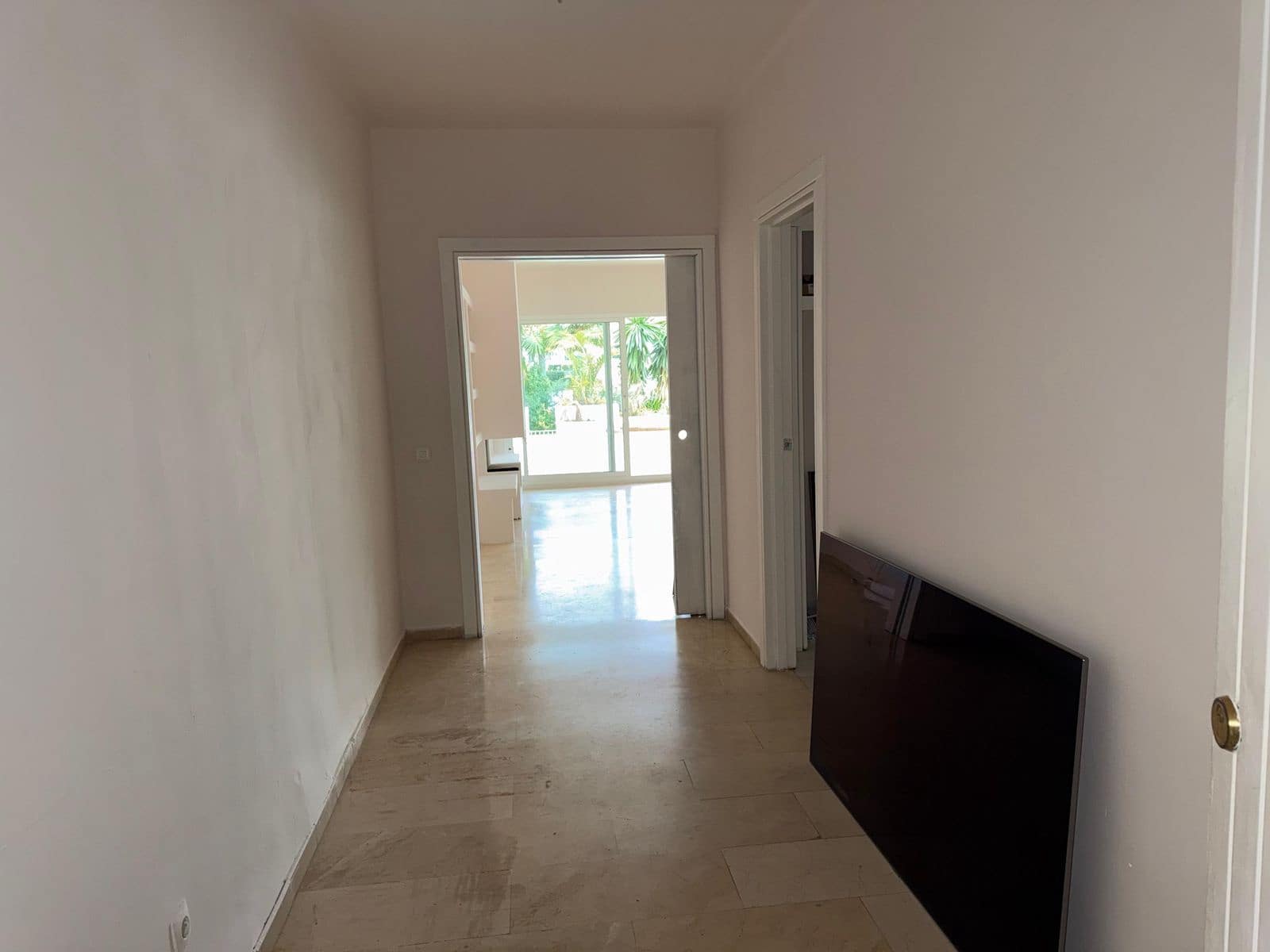 1 bedroom Apartment for sale in Golden Mile - € 750,000 (Ref: 9472867)