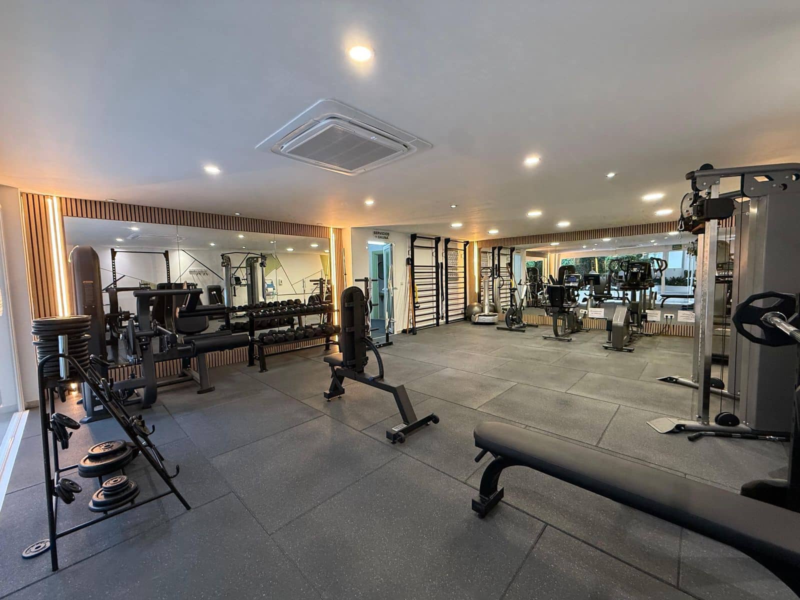 1 bedroom Apartment for sale in Golden Mile - € 750,000 (Ref: 9472867)