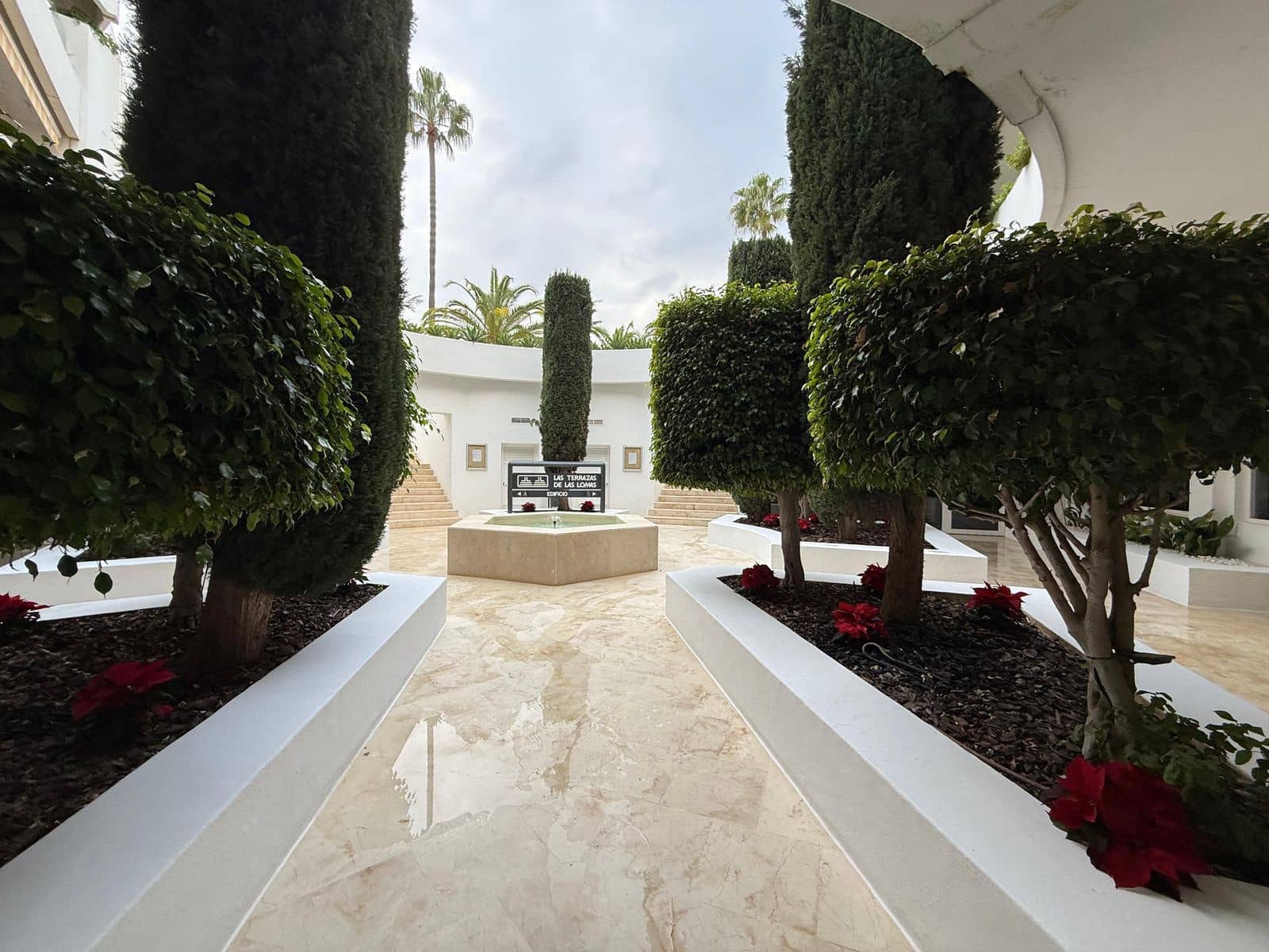 1 bedroom Apartment for sale in Golden Mile - € 750,000 (Ref: 9472867)