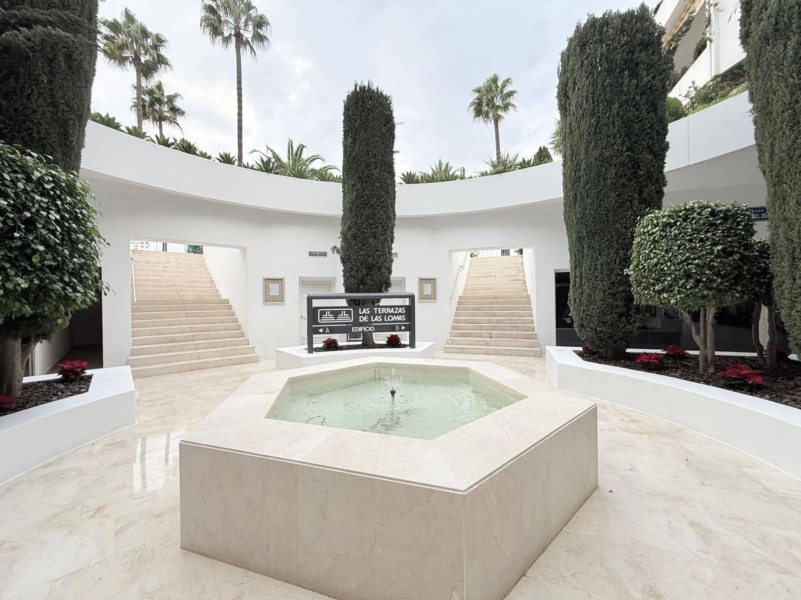 1 bedroom Apartment for sale in Golden Mile - € 750,000 (Ref: 9472867)