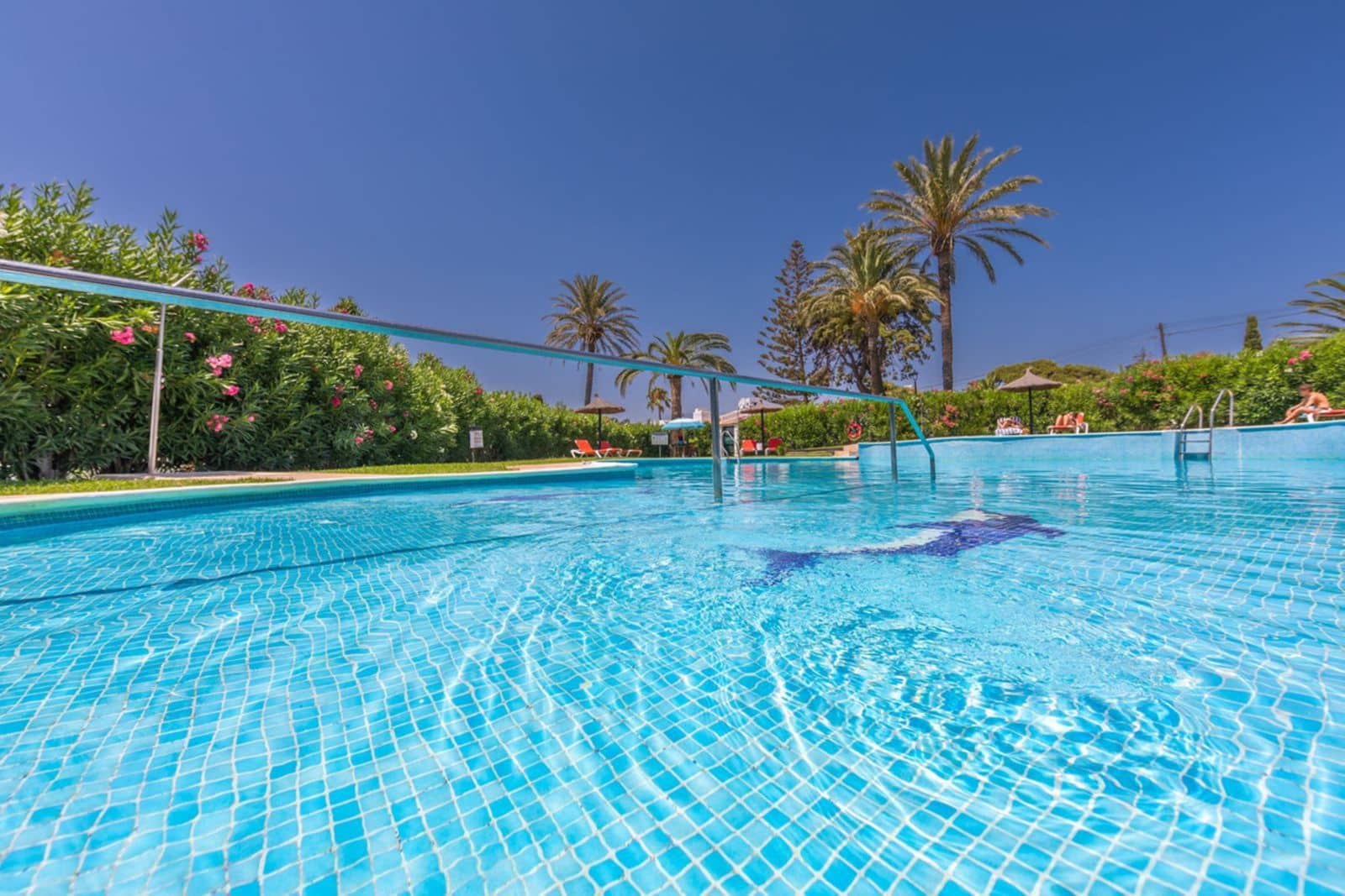 Chalet de 2 habitaciones en Bahia de Casares en venta - 418.000 € (Ref: 9472869)