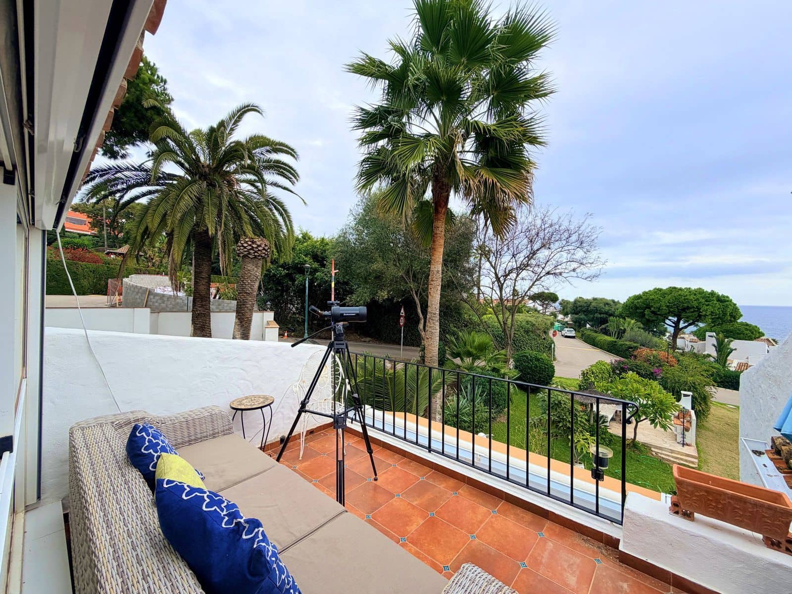 Chalet de 2 habitaciones en Bahia de Casares en venta - 418.000 € (Ref: 9472869)