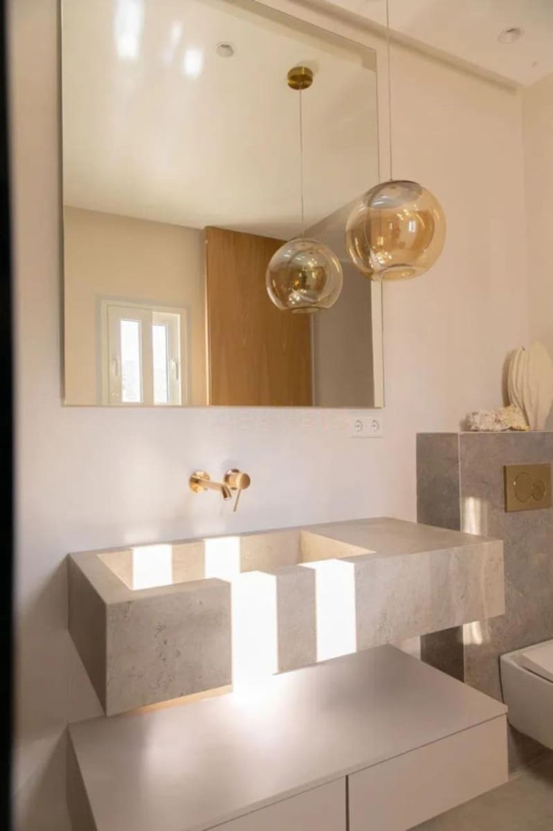 Ático de 4 habitaciones en Nueva Andalucia en venta - 1.350.000 € (Ref: 9472876)