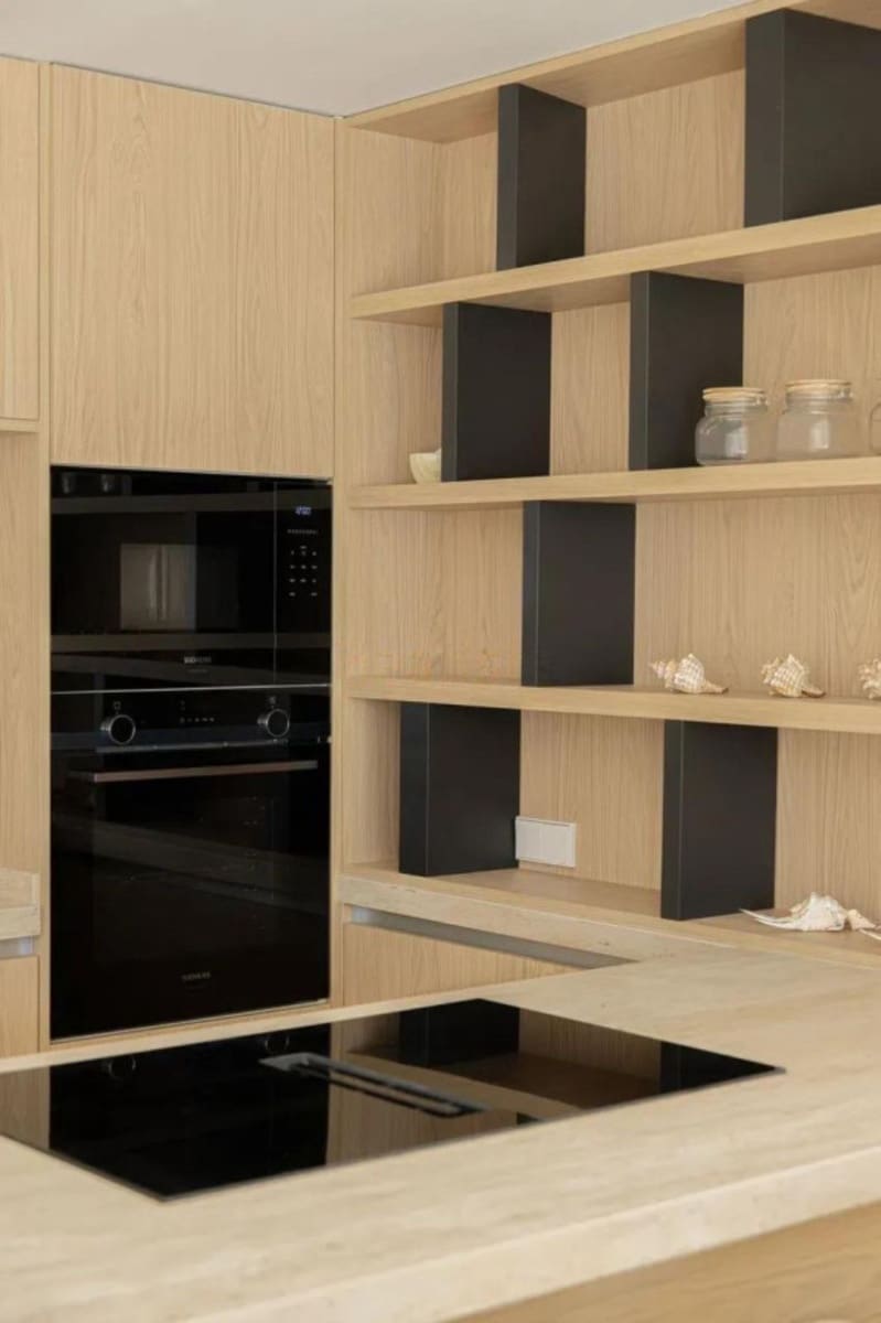 Ático de 4 habitaciones en Nueva Andalucia en venta - 1.350.000 € (Ref: 9472876)