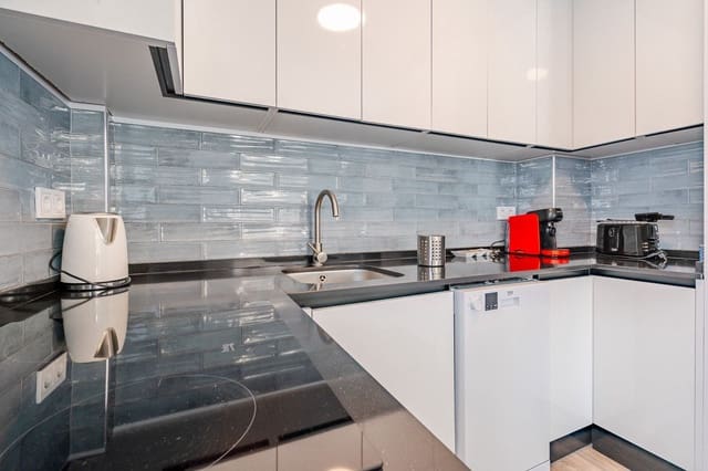 12 bedroom Business for sale in Estepona - € 2,799,000 (Ref: 9472877)