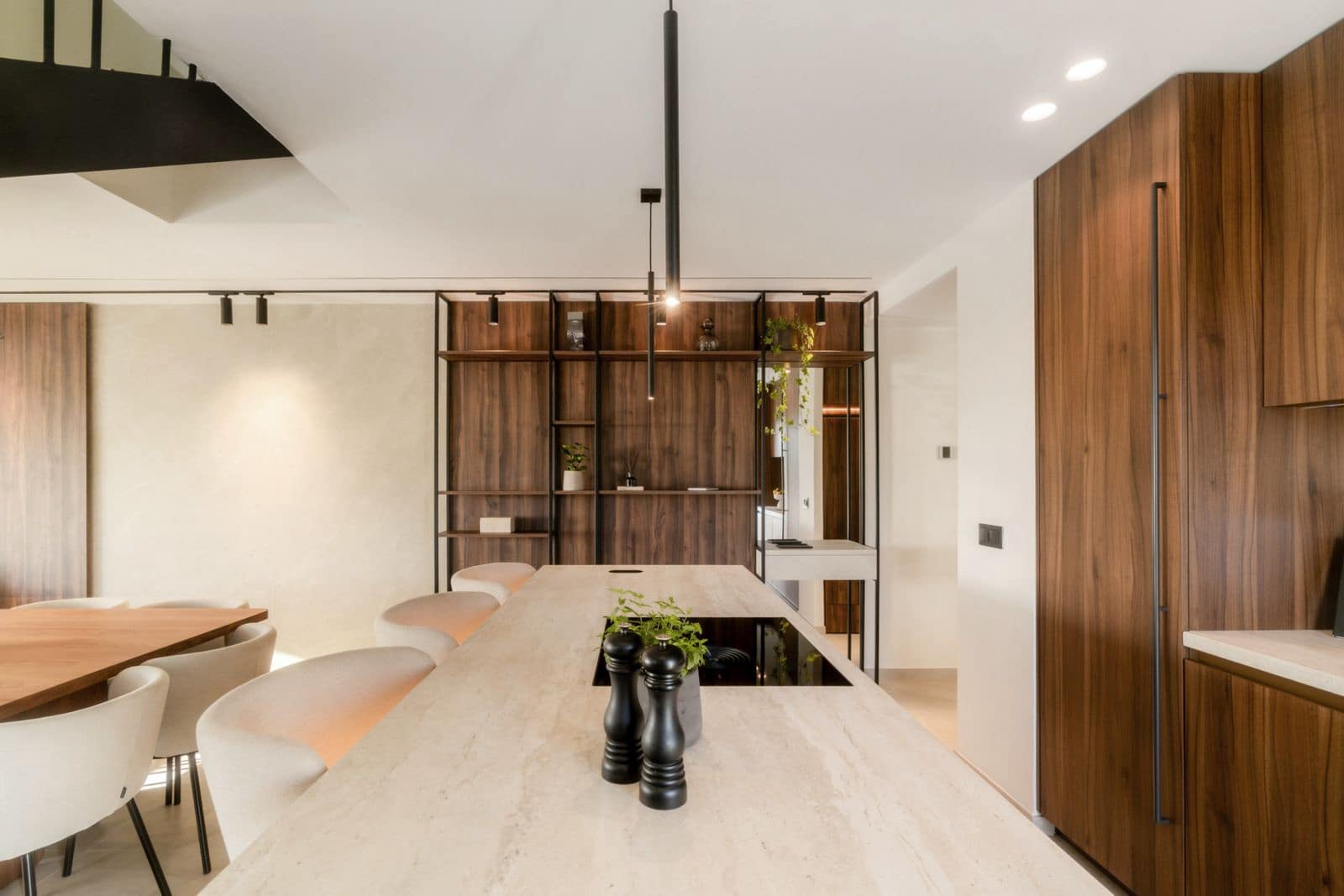 3 quarto Penthouse para venda em Nueva Andalucia - 1 550 000 € (Ref: 9472878)