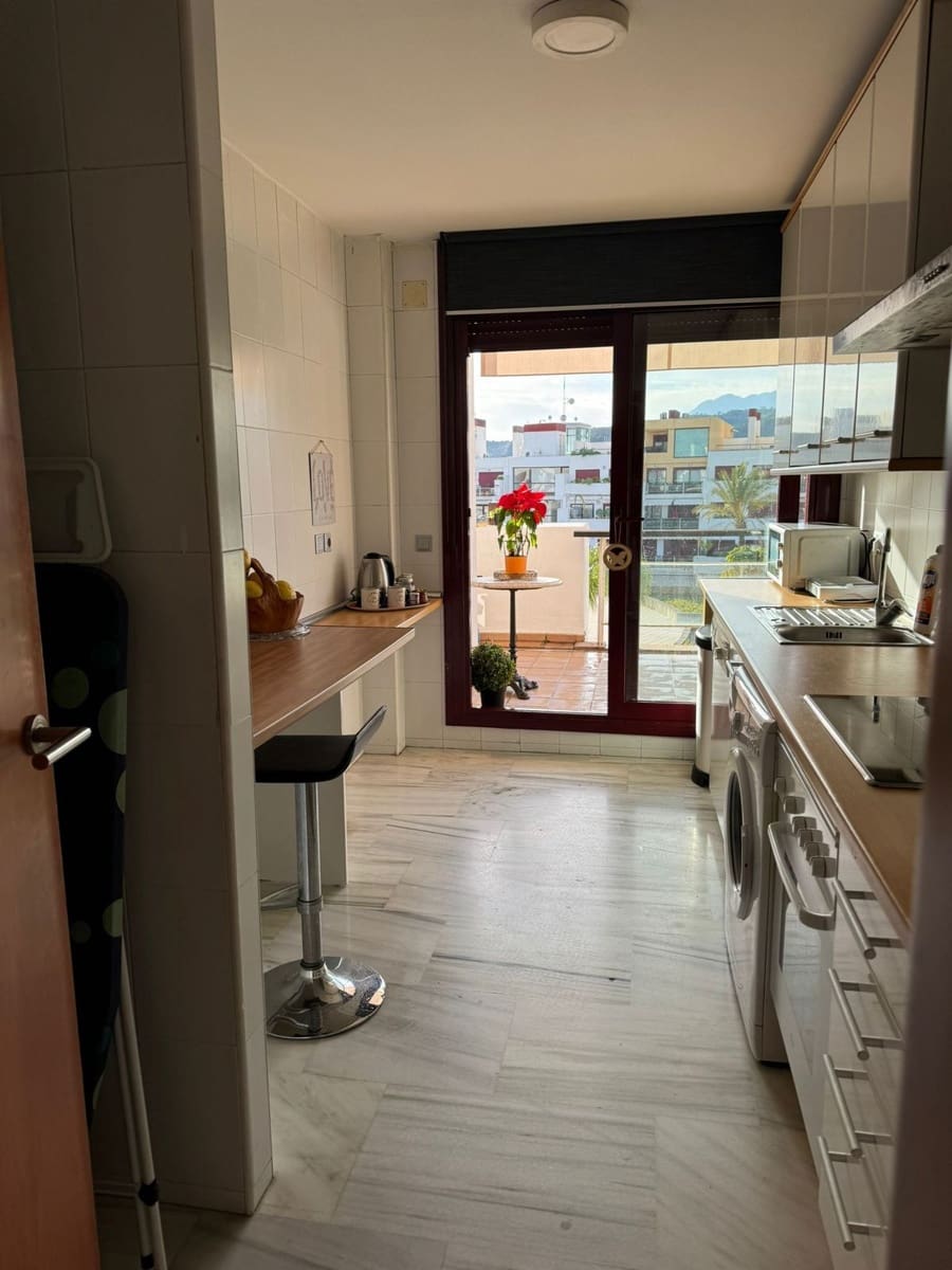 1 slaapkamer Penthouse te koop in Benahavis - € 375.000 (Ref: 9472879)