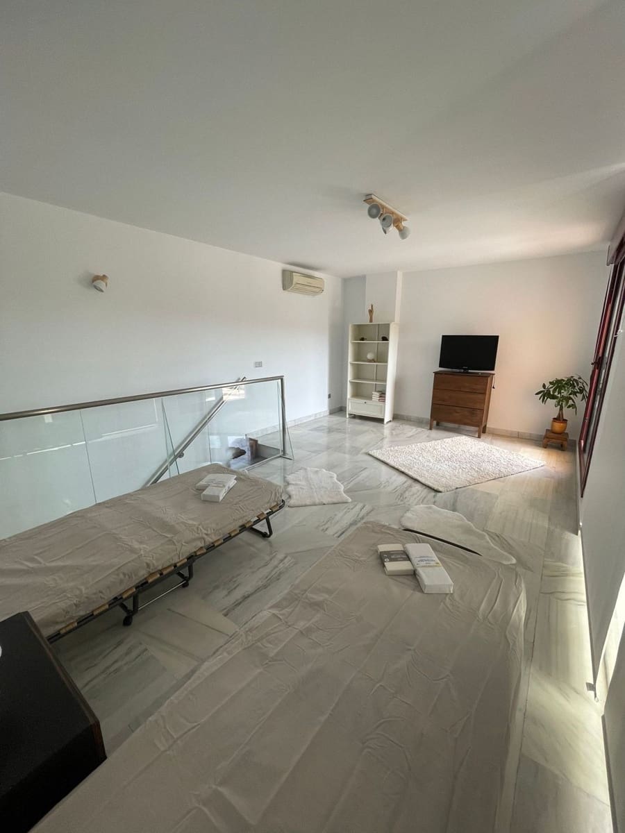 1 slaapkamer Penthouse te koop in Benahavis - € 375.000 (Ref: 9472879)