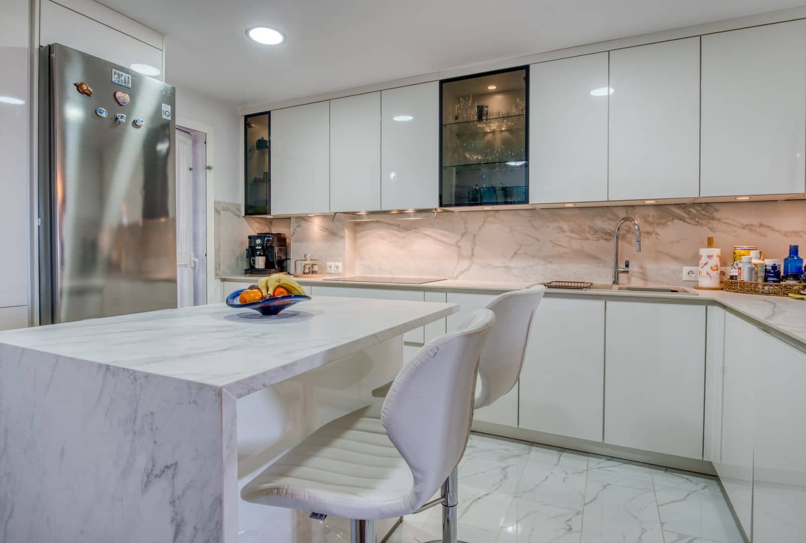 Ático de 3 habitaciones en La Duquesa / Puerto de la Duquesa en venta - 450.000 € (Ref: 9472880)