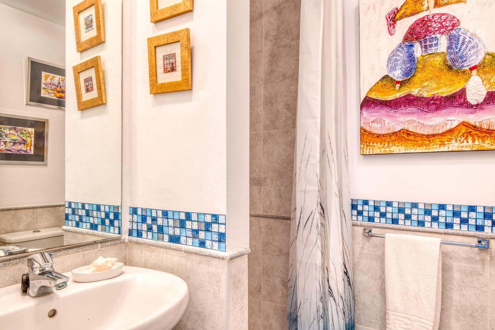 Ático de 3 habitaciones en La Duquesa / Puerto de la Duquesa en venta - 450.000 € (Ref: 9472880)