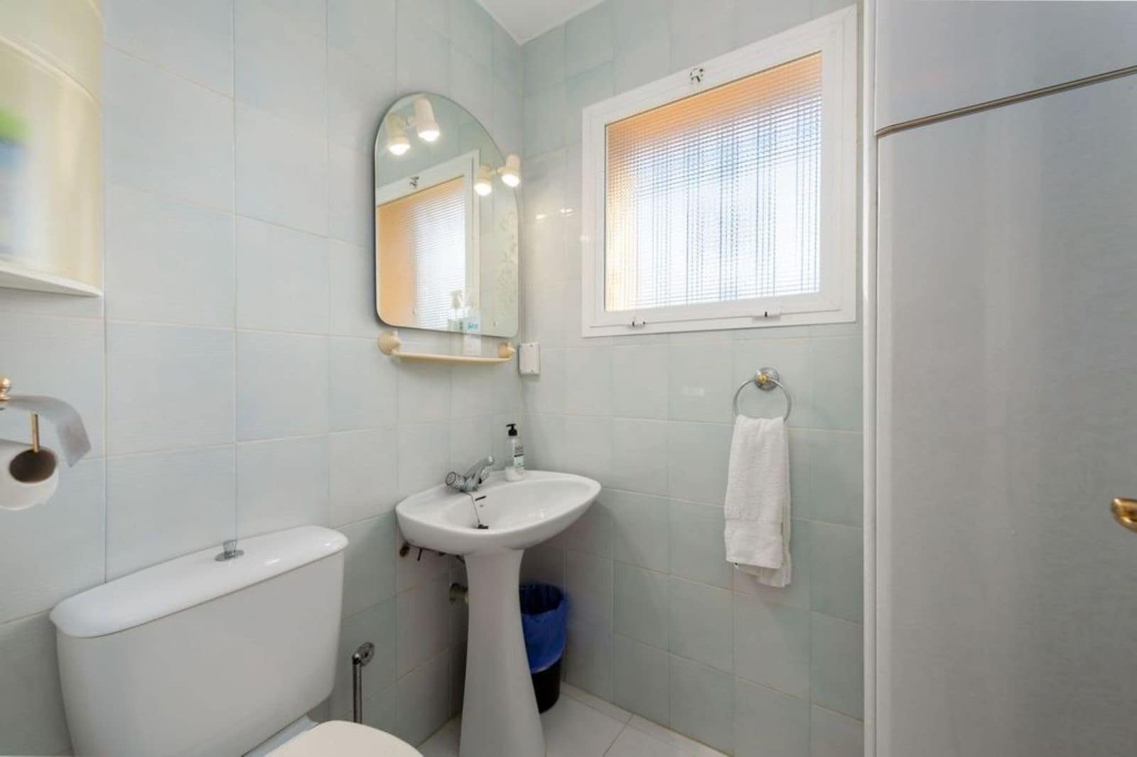 Chalet de 3 habitaciones en Calahonda en venta - 595.000 € (Ref: 9497325)