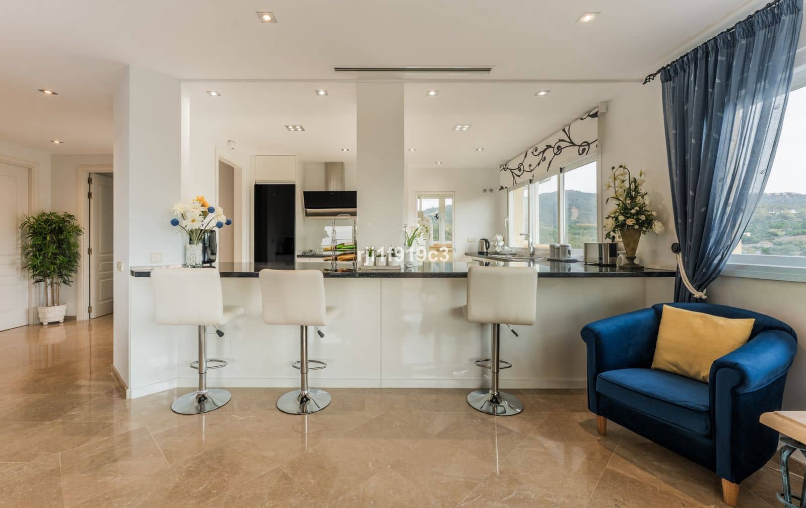 2 bedroom Apartment for sale in Elviria - € 620,000 (Ref: 9497330)