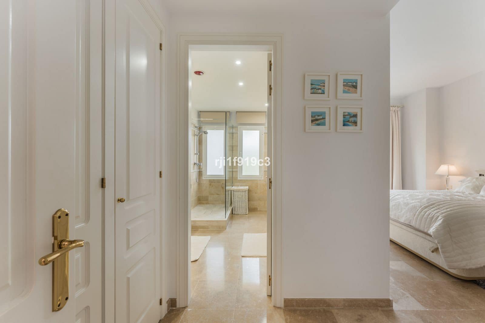 2 bedroom Apartment for sale in Elviria - € 620,000 (Ref: 9497330)