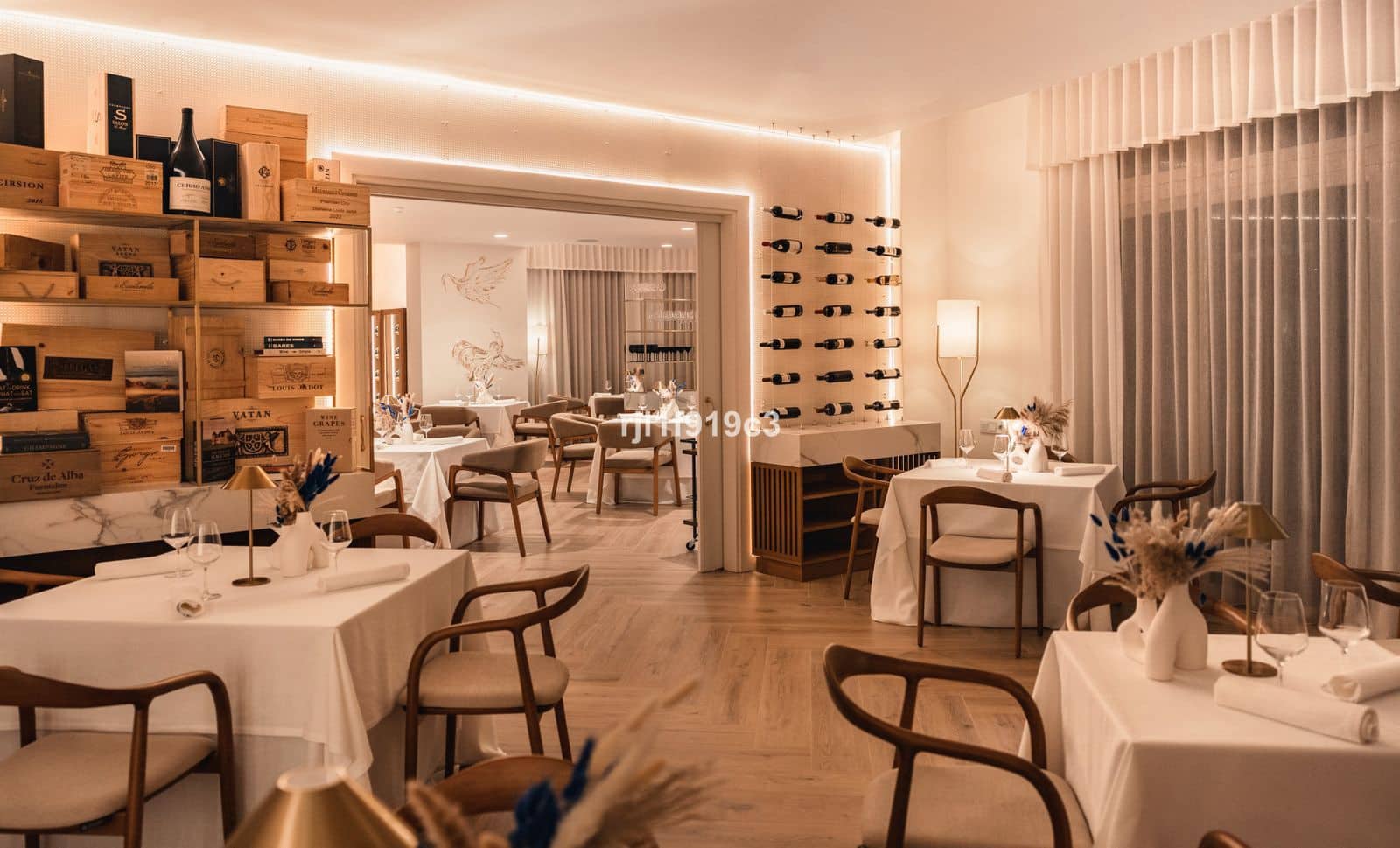 2 bedroom Apartment for sale in Elviria - € 620,000 (Ref: 9497330)