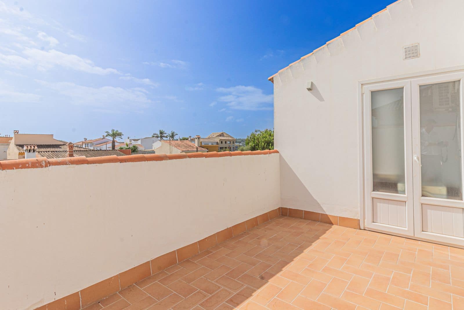 Chalet de 4 habitaciones en Pueblo Nuevo de Guadiaro en venta - 550.000 € (Ref: 9497331)