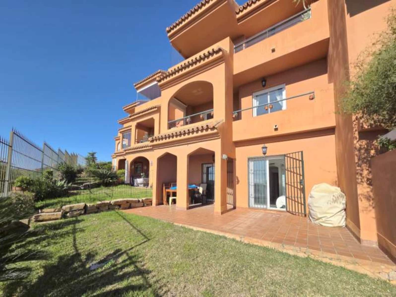 2 bedroom Apartment for sale in La Duquesa / Puerto de la Duquesa - € 280,000 (Ref: 9497334)