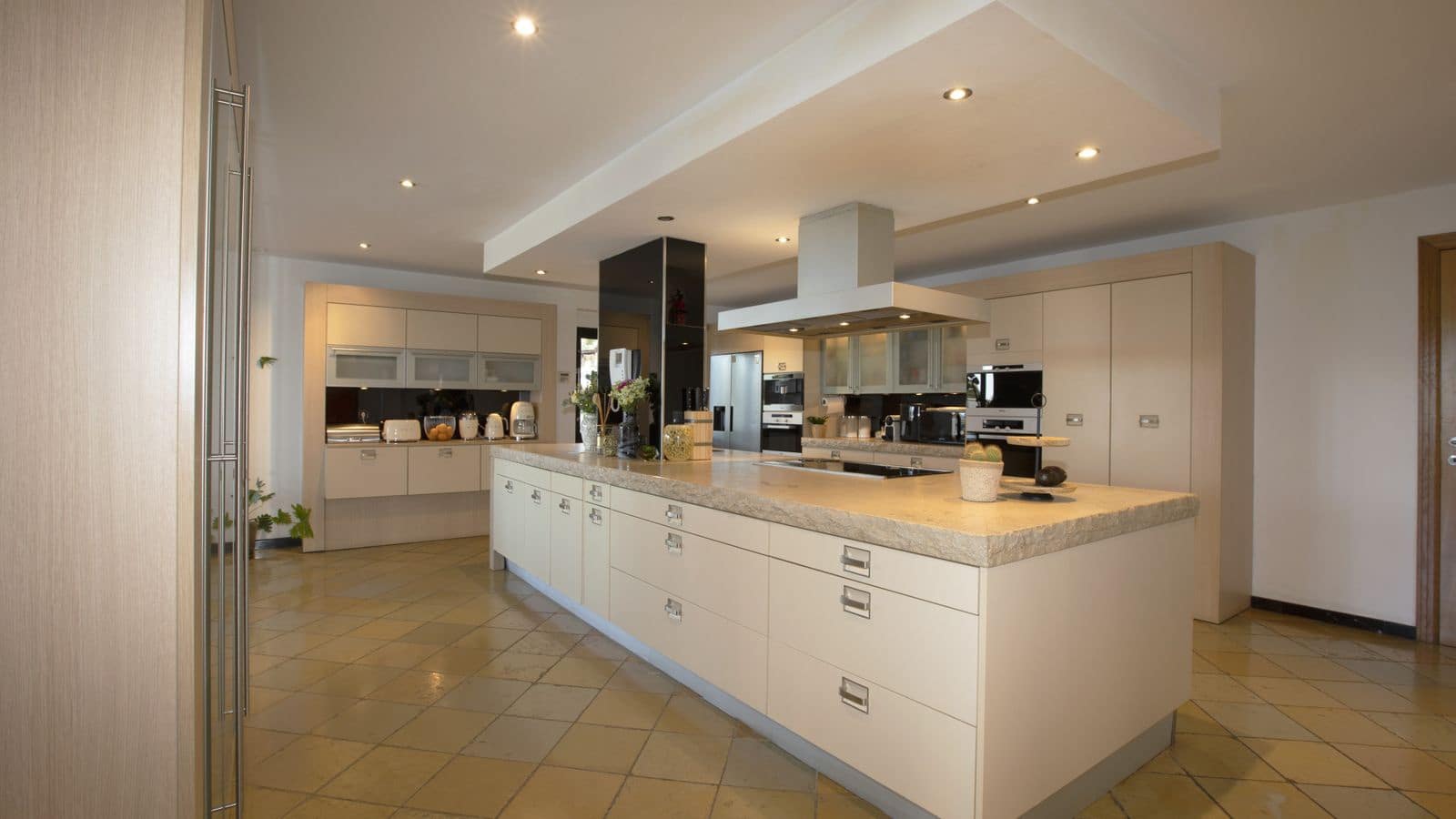 8 sovrum Villa till salu i Artola - 4 750 000 € (Ref: 9497338)