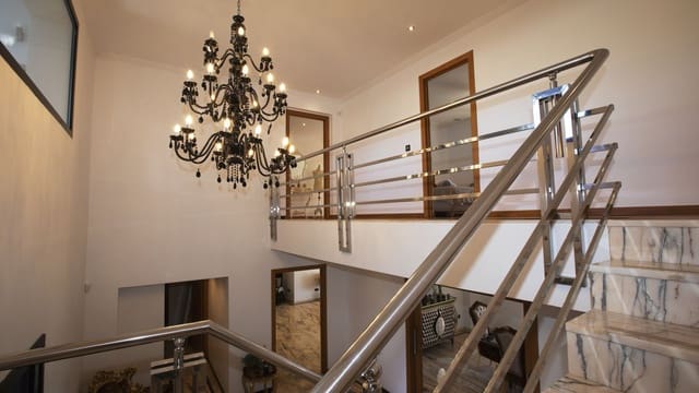 8 sovrum Villa till salu i Artola, Marbella - 4 750 000 € (Ref: 9497338)