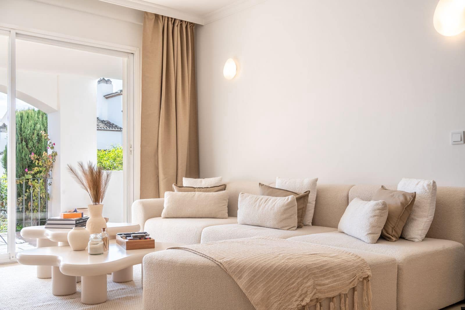 2 bedroom Apartment for sale in La Quinta - € 414,500 (Ref: 9497352)