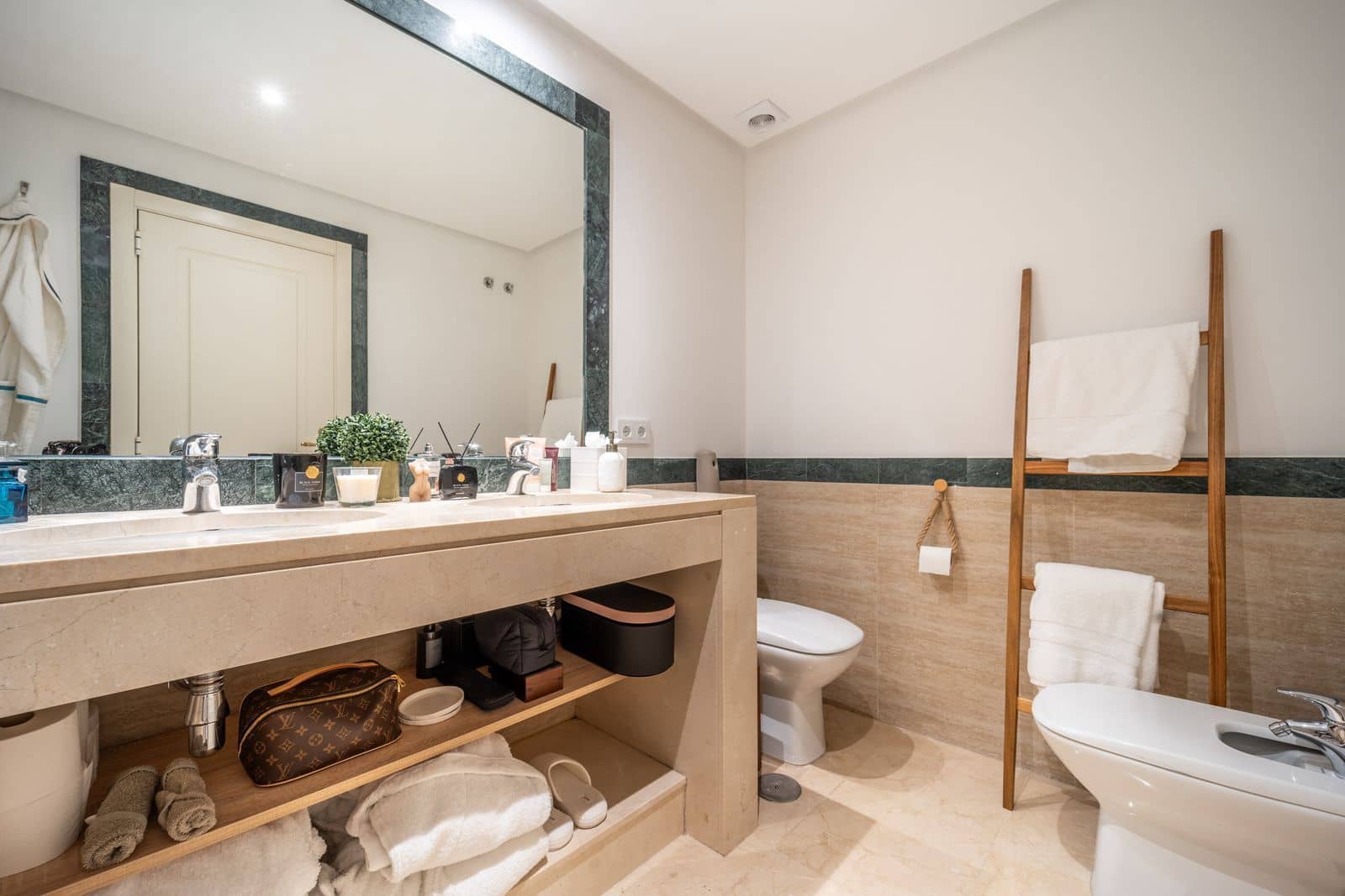 2 bedroom Apartment for sale in La Quinta - € 414,500 (Ref: 9497352)