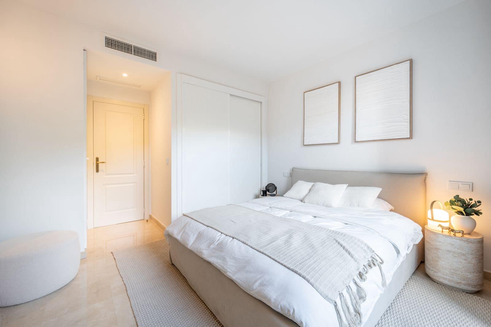 2 bedroom Apartment for sale in La Quinta - € 414,500 (Ref: 9497352)