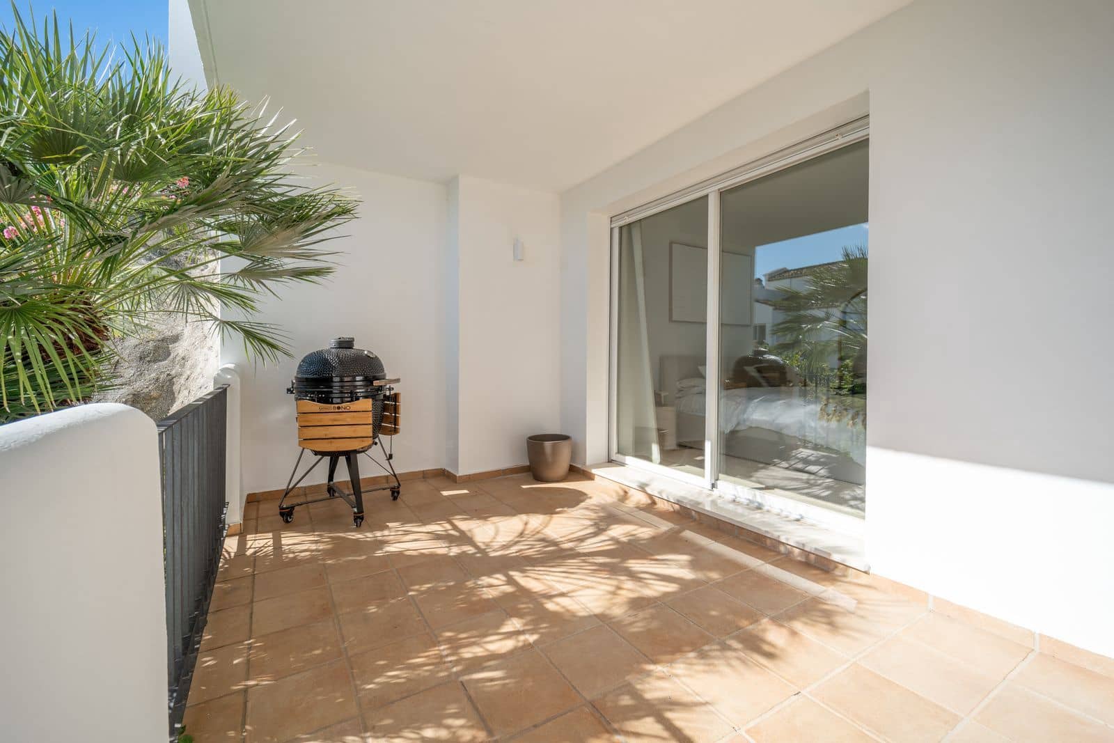 2 bedroom Apartment for sale in La Quinta - € 414,500 (Ref: 9497352)
