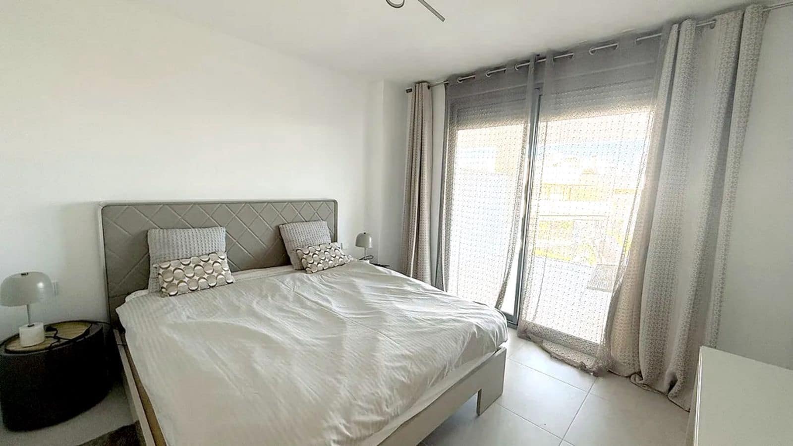2 bedroom Apartment for sale in New Golden Mile - € 485,000 (Ref: 9497353)