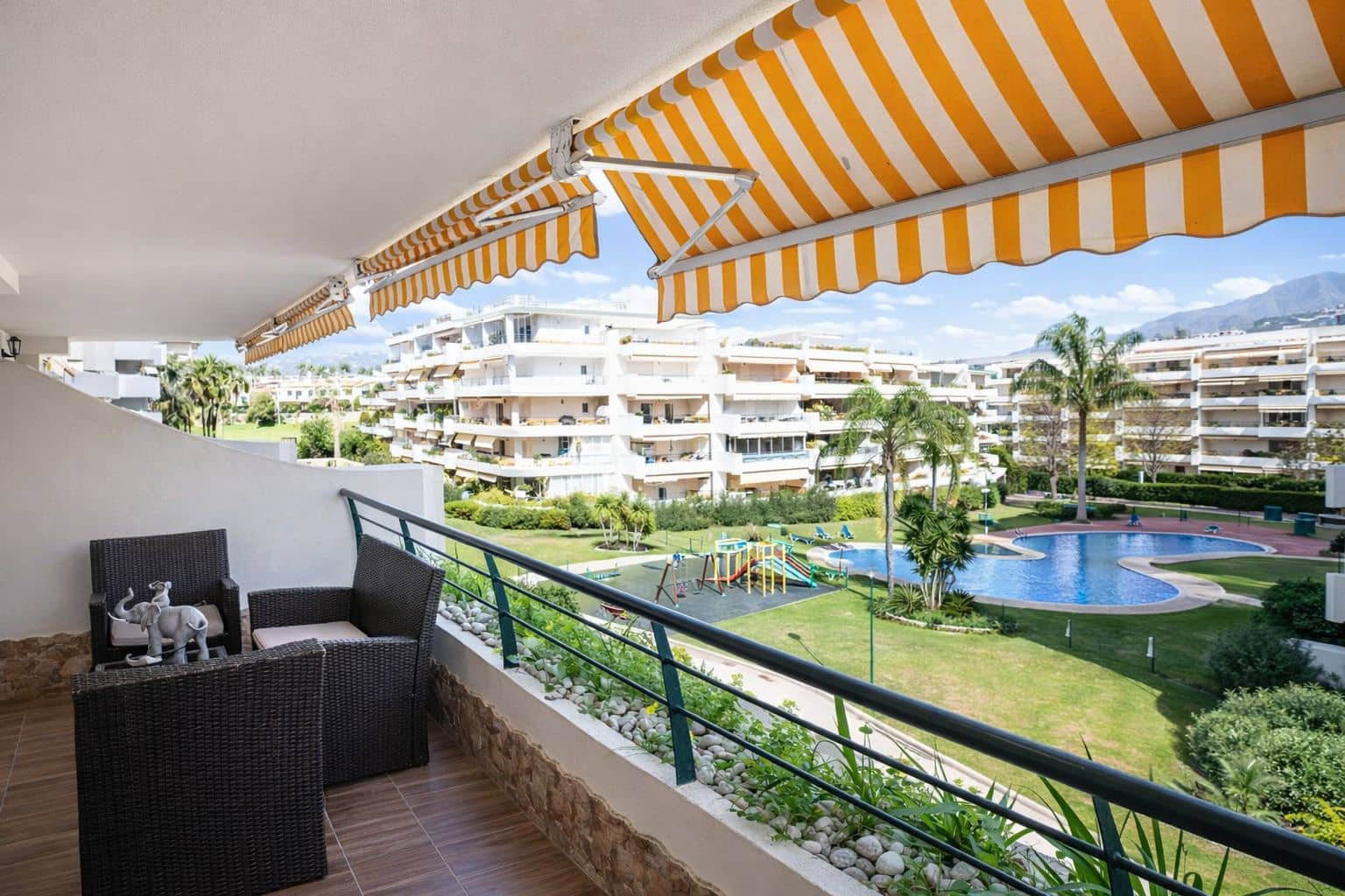 2 bedroom Apartment for sale in Guadalmina - € 450,000 (Ref: 9497358)