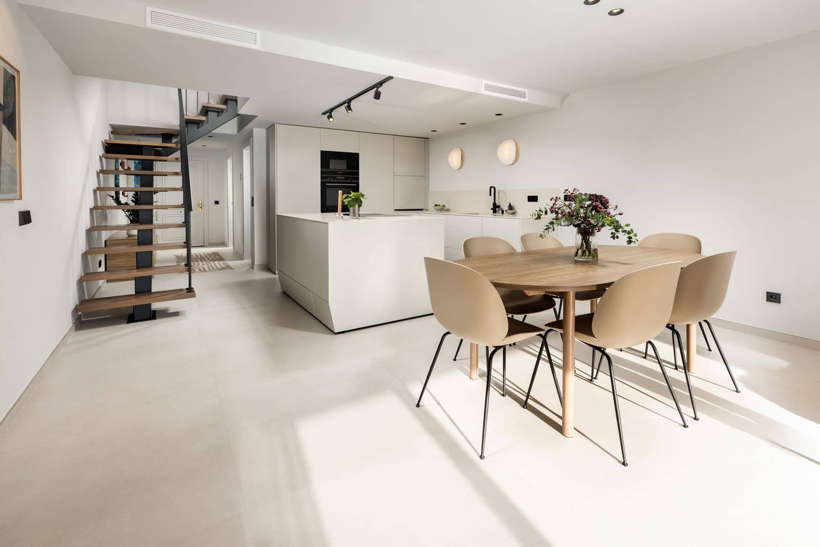 3 makuuhuone Omakotitalo myytävänä paikassa Costalita - 1 095 000 € (Ref: 9497374)