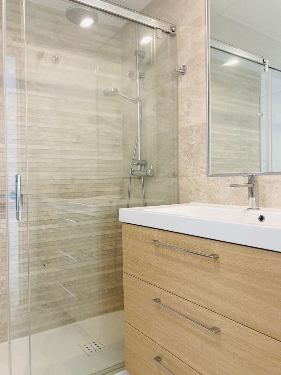 Apartamento de 1 habitación en Los Monteros en venta - 335.000 € (Ref: 9497380)