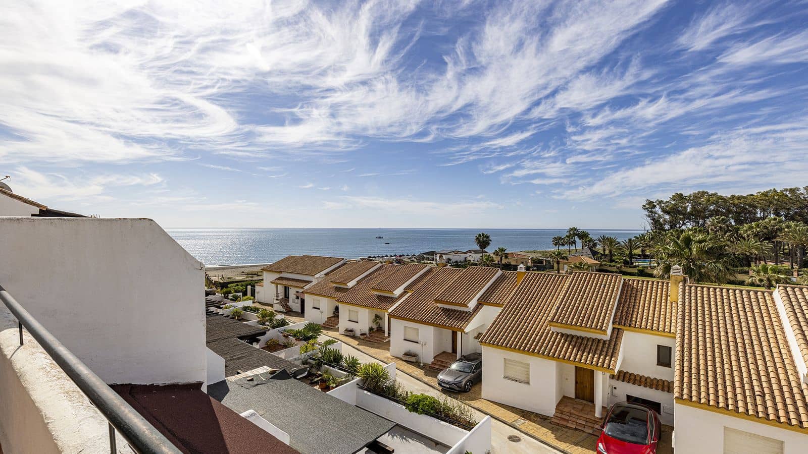 4 bedroom Townhouse for sale in Manilva - € 425,000 (Ref: 9497384)