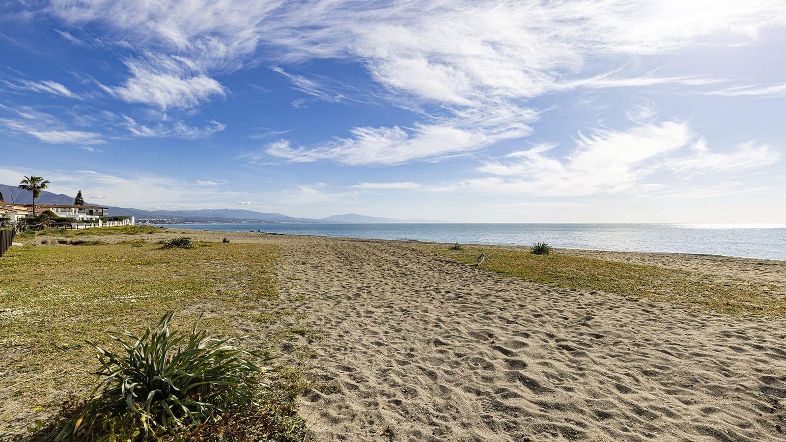 4 bedroom Townhouse for sale in Manilva - € 425,000 (Ref: 9497384)