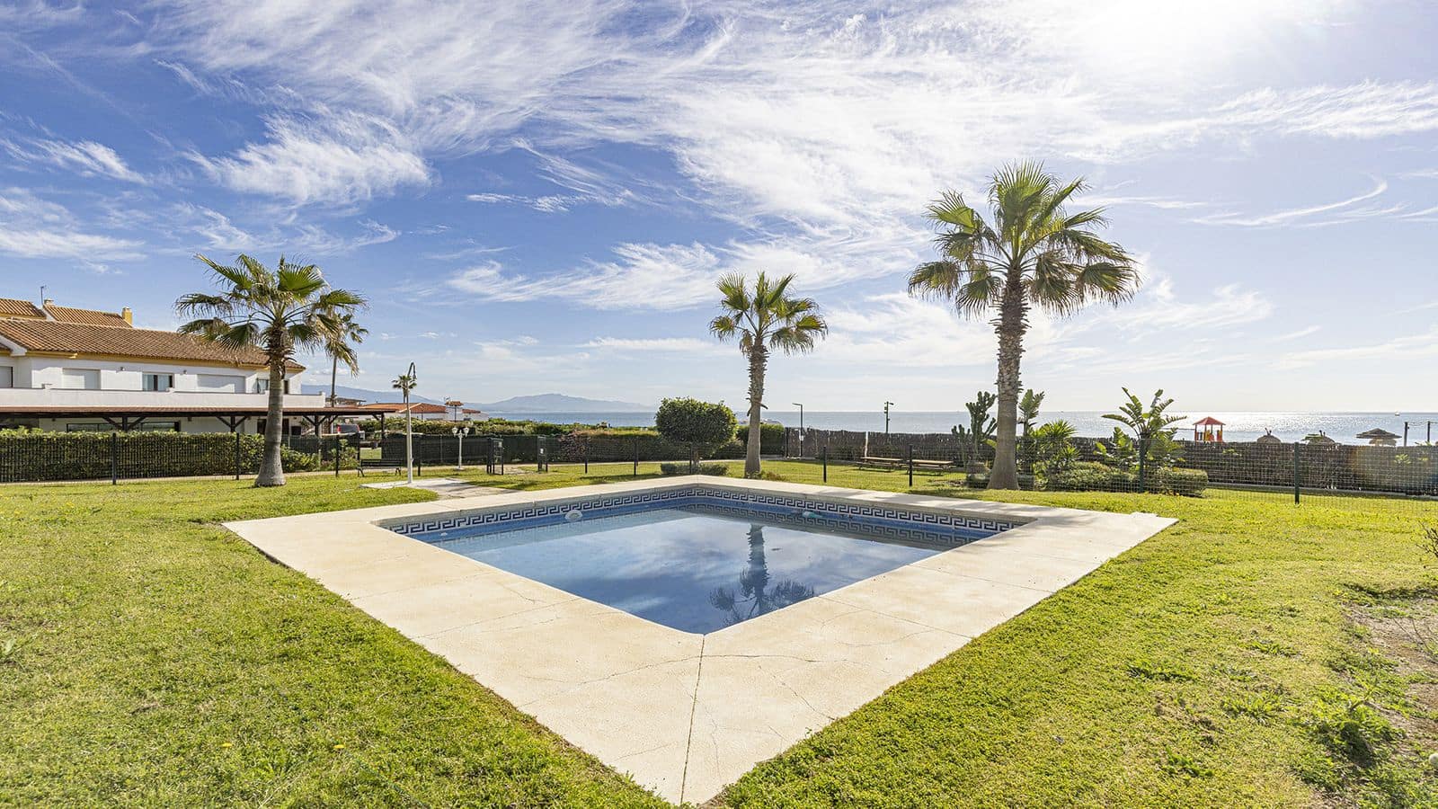 4 bedroom Townhouse for sale in Manilva - € 425,000 (Ref: 9497384)