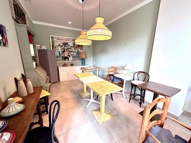 Restaurant/bar te koop in Nueva Andalucia, Marbella - € 550.000 (Ref: 9497385)