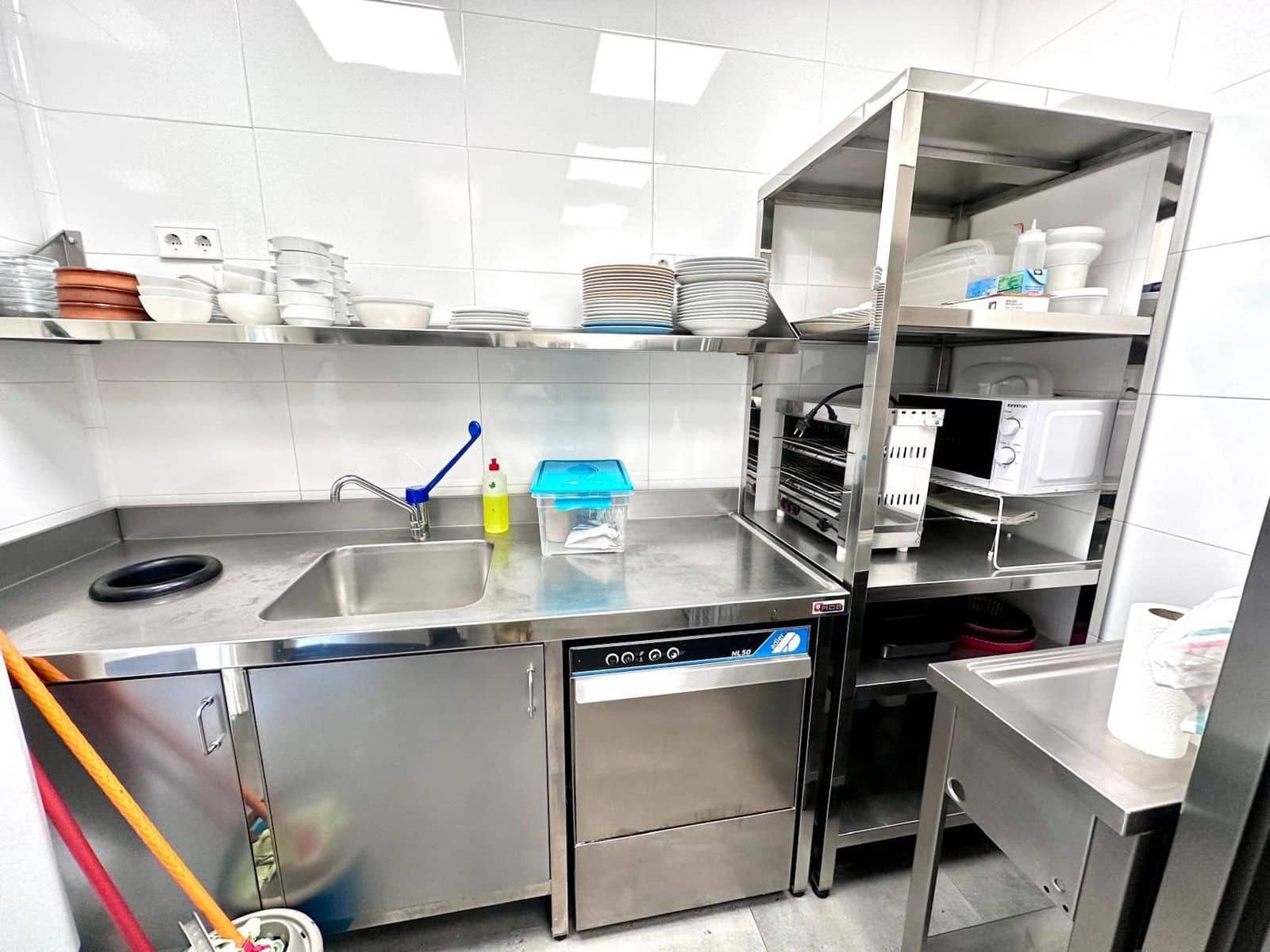 Restaurant/bar te koop in Nueva Andalucia - € 550.000 (Ref: 9497385)