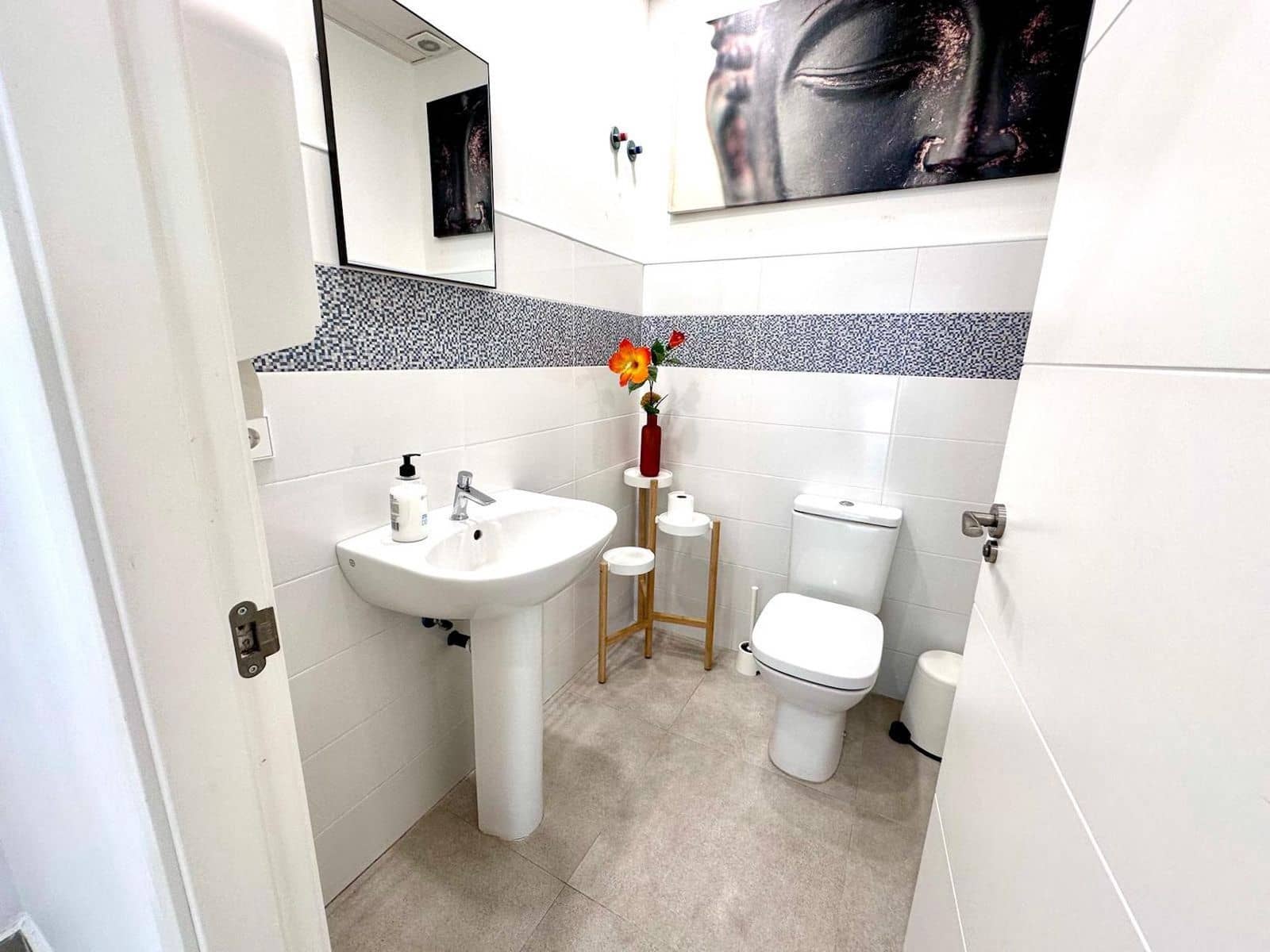 Restaurant/bar te koop in Nueva Andalucia - € 550.000 (Ref: 9497385)